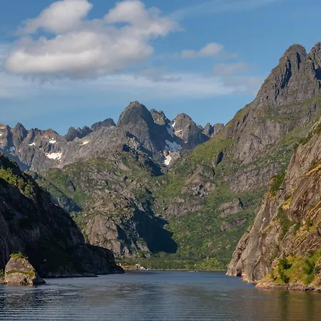 Peaceful Place In Lofoten Ferienhaus